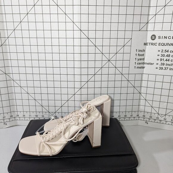 NEW Womens Jessica Simpson Size 8M Oversized Heeled Sandals Strappy LaceUp White - Picture 1 of 7